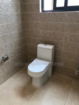 4bdrm House in 4 Bedroom House For, East Legon for Sale