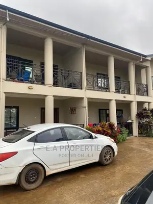 Furnished 3bdrm Apartment in E A Propertis, Valley View Area for rent