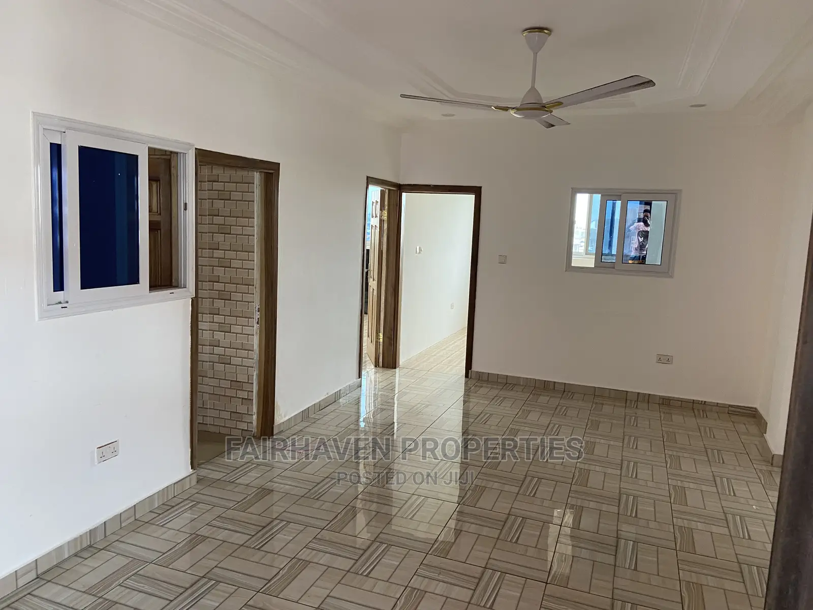 2bdrm Apartment in Tseaddo / Trade Fair, Accra Metropolitan for rent