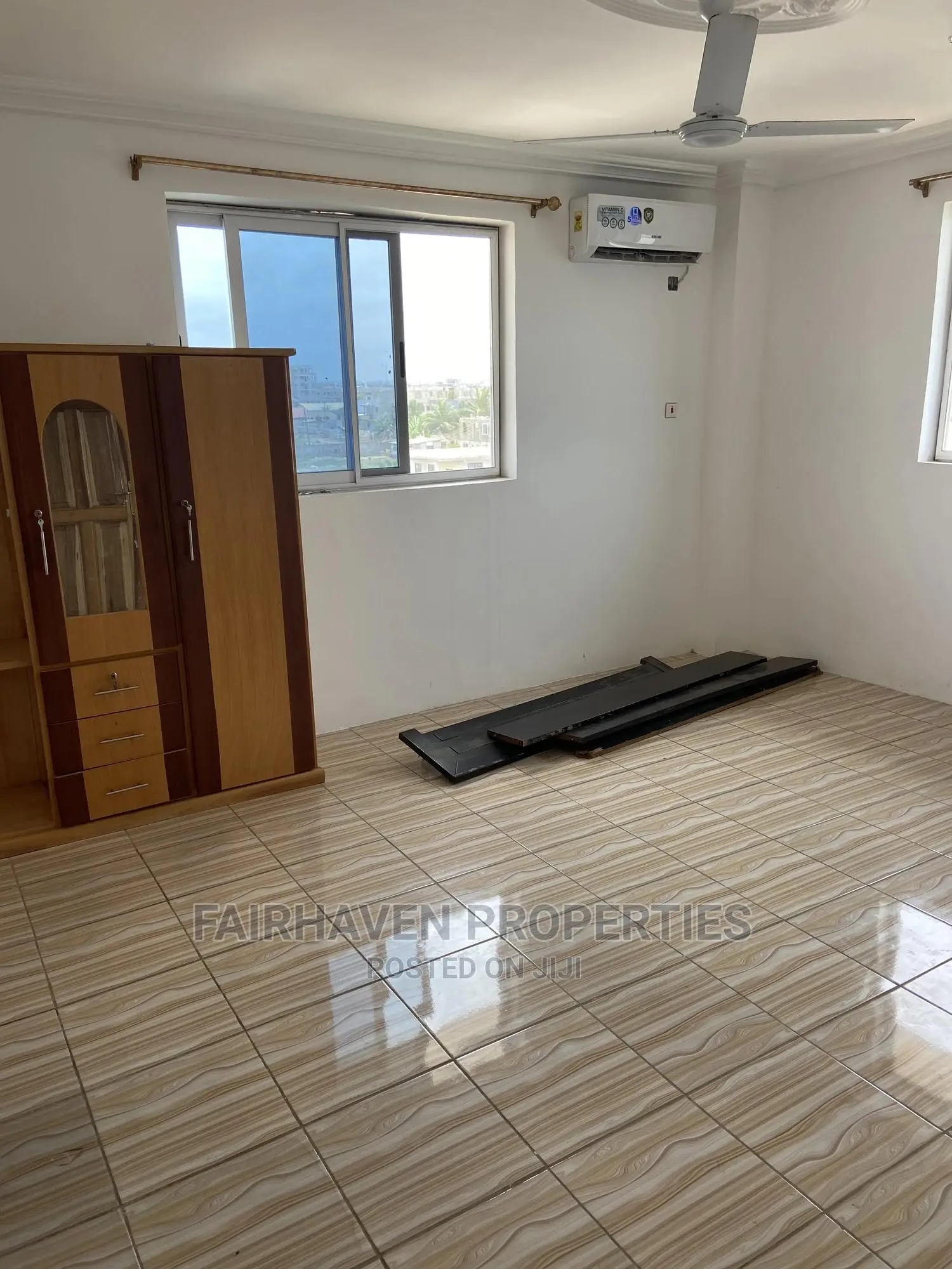 2bdrm Apartment in Tseaddo / Trade Fair, Accra Metropolitan for rent