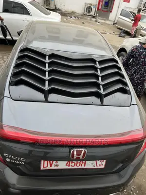 Honda Civic (2016-2020)Windshield
