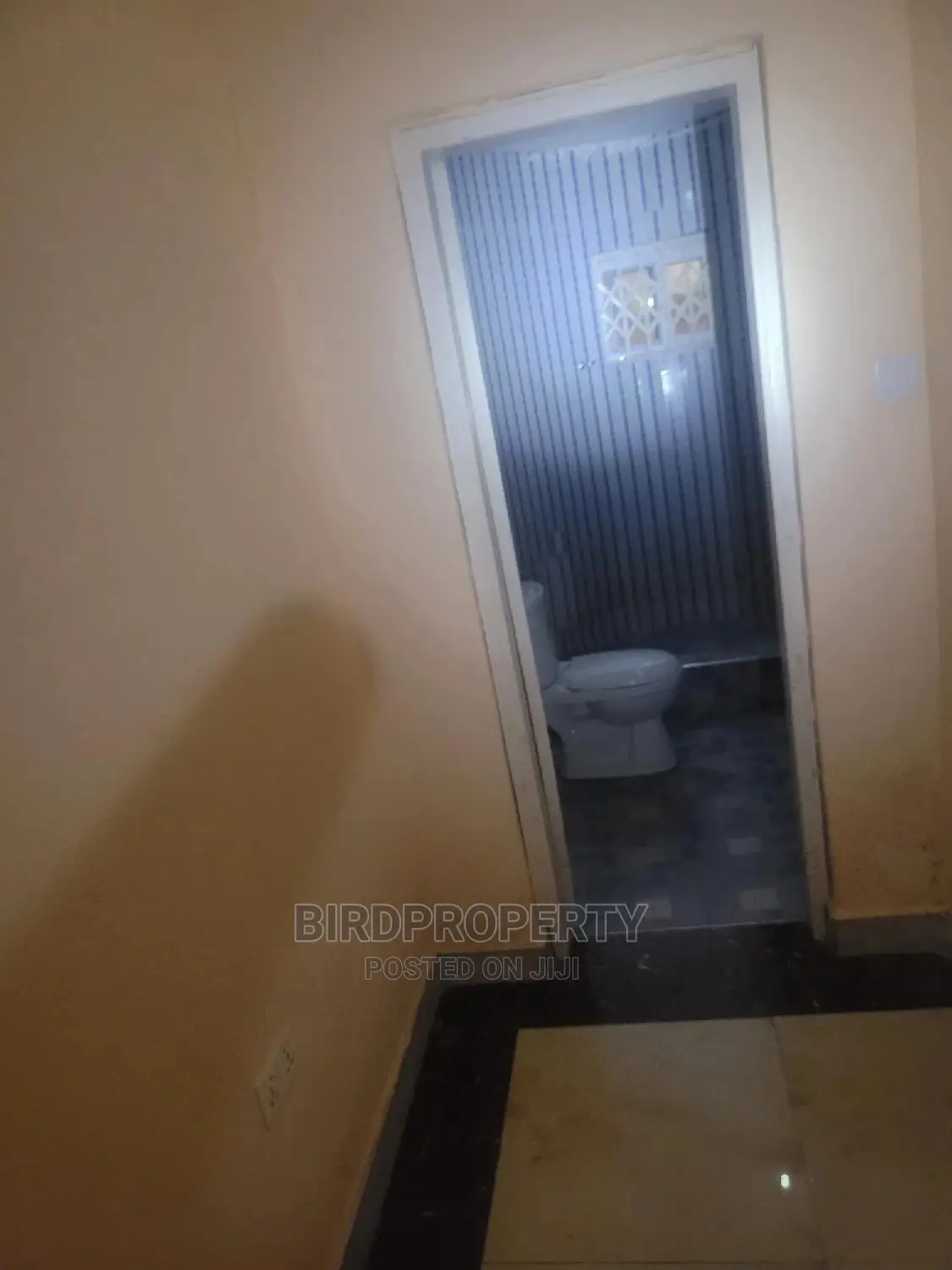 1bdrm Apartment in Birdproperty, New Town for rent