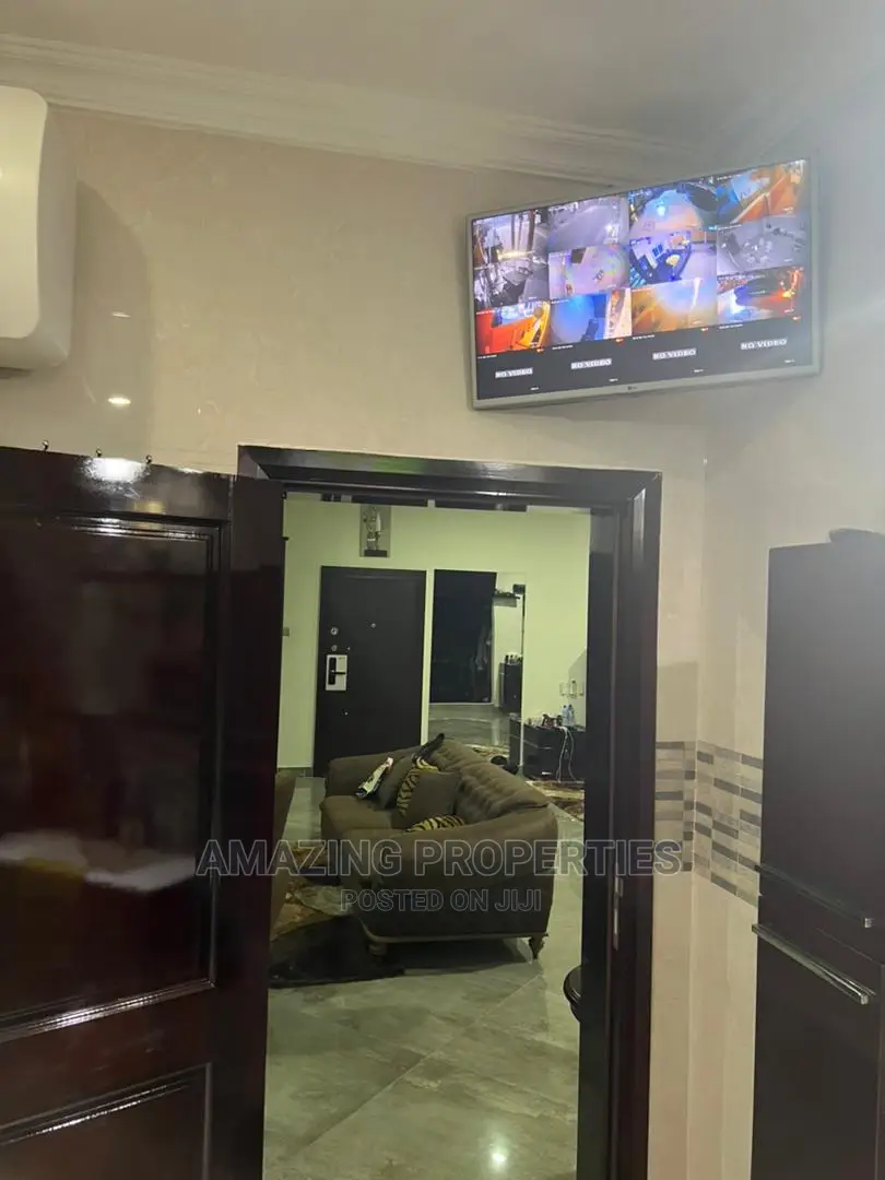 Furnished 6bdrm House in 6 Bedrooms Fully for Sale