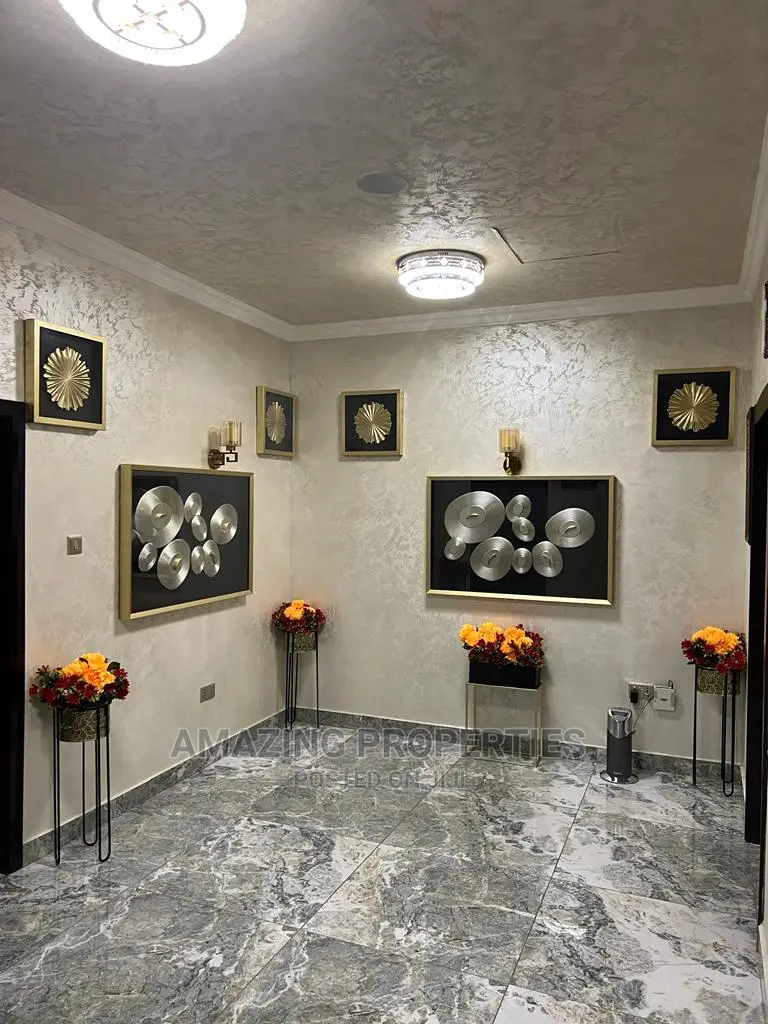 Furnished 6bdrm House in 6 Bedrooms Fully for Sale
