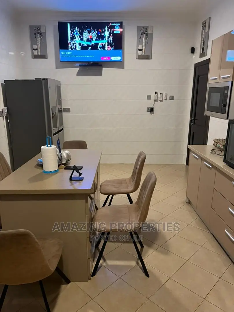 Furnished 6bdrm House in 6 Bedrooms Fully for Sale