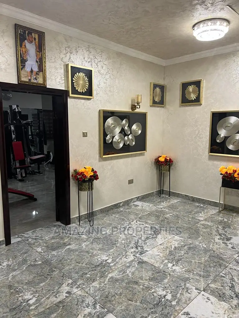 Furnished 6bdrm House in 6 Bedrooms Fully for Sale
