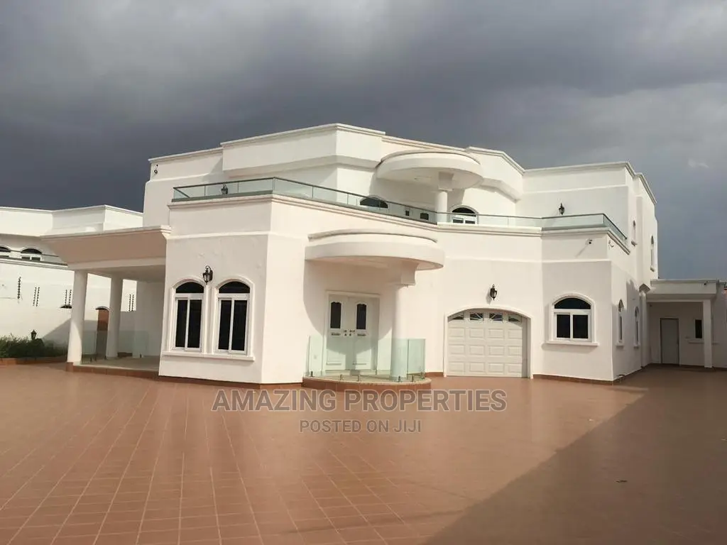 5bdrm House in East Legon for Sale