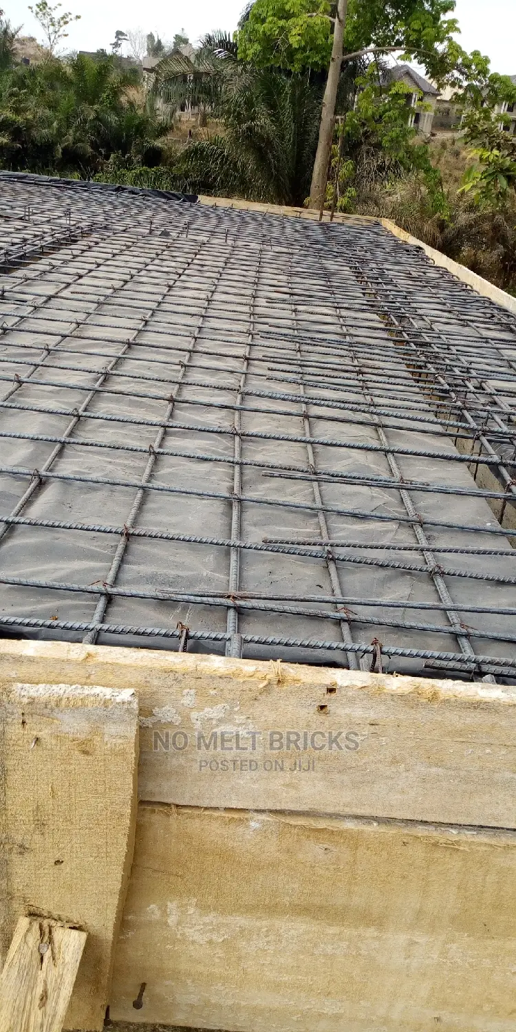 Building Contractor