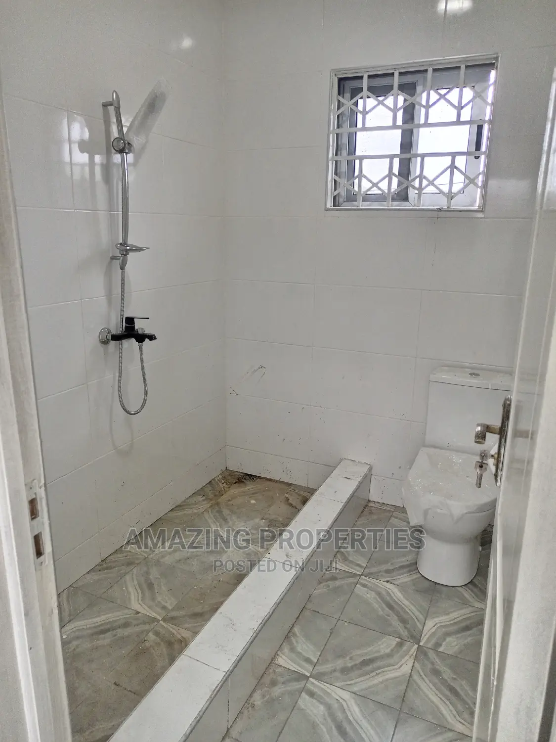 For Rent 1000sqm Were House