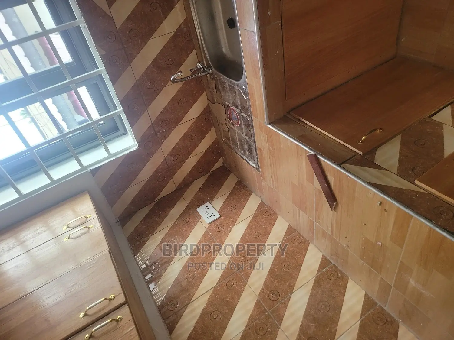 1bdrm Apartment in Birdproperty, Ashaley Botwe for rent