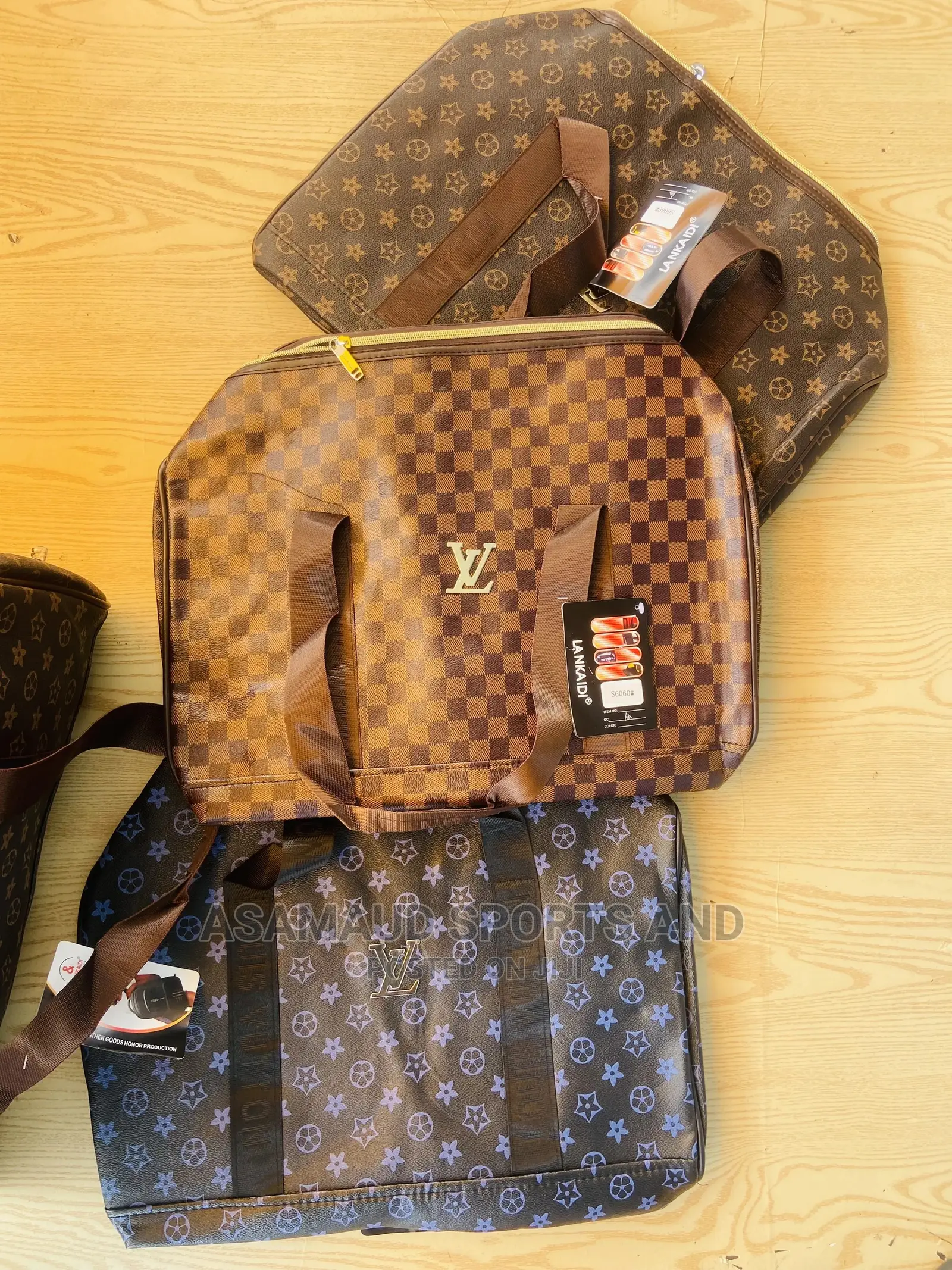 Hand Bag at Cool Price