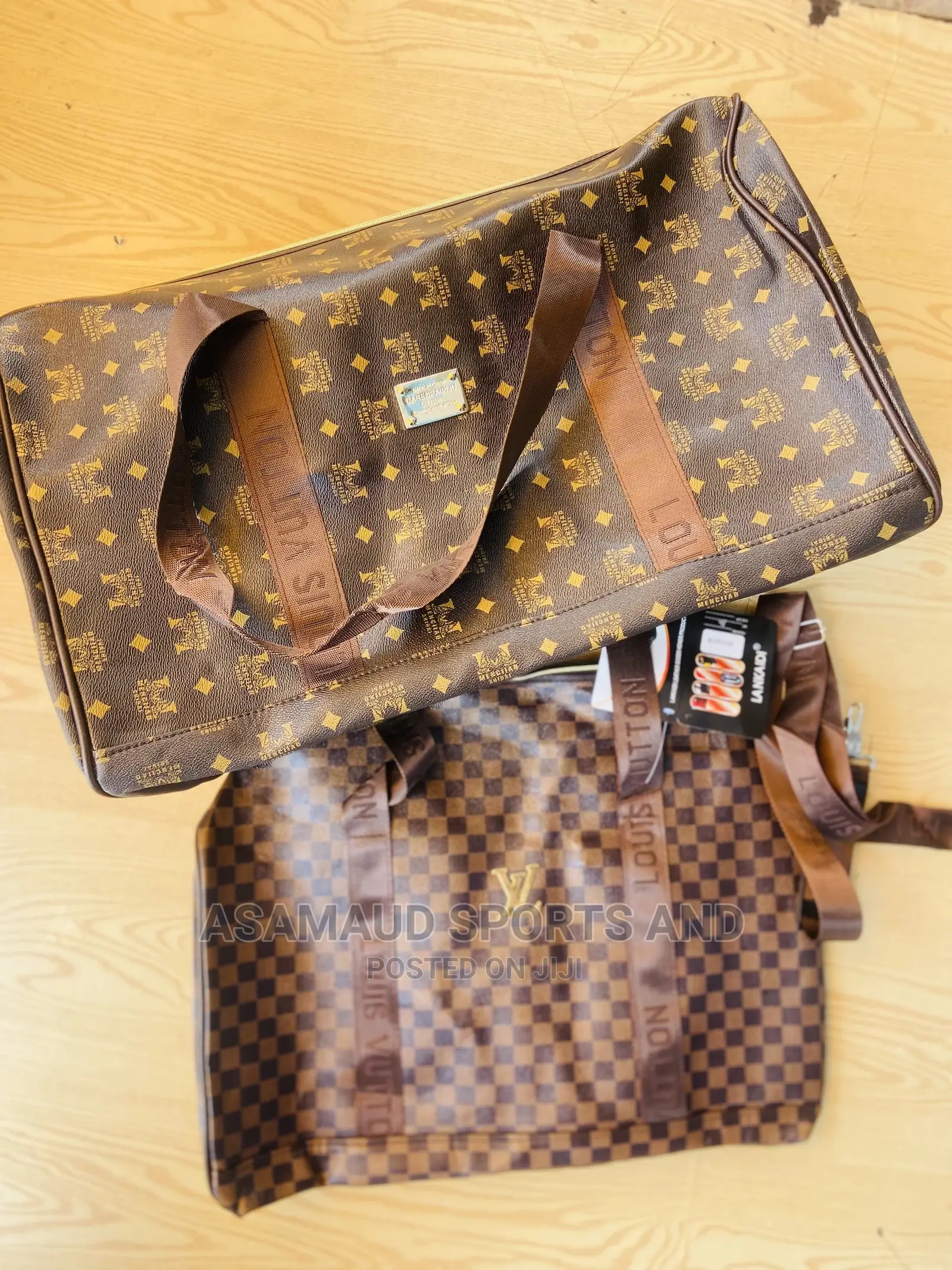 Hand Bag at Cool Price