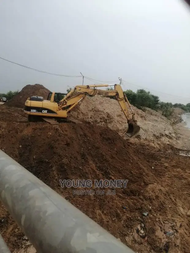 Foreign Used 320cl Excavator for Rent