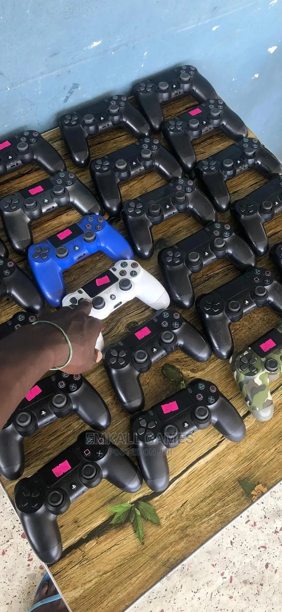 Playstation 4 Controllers Available in Stock