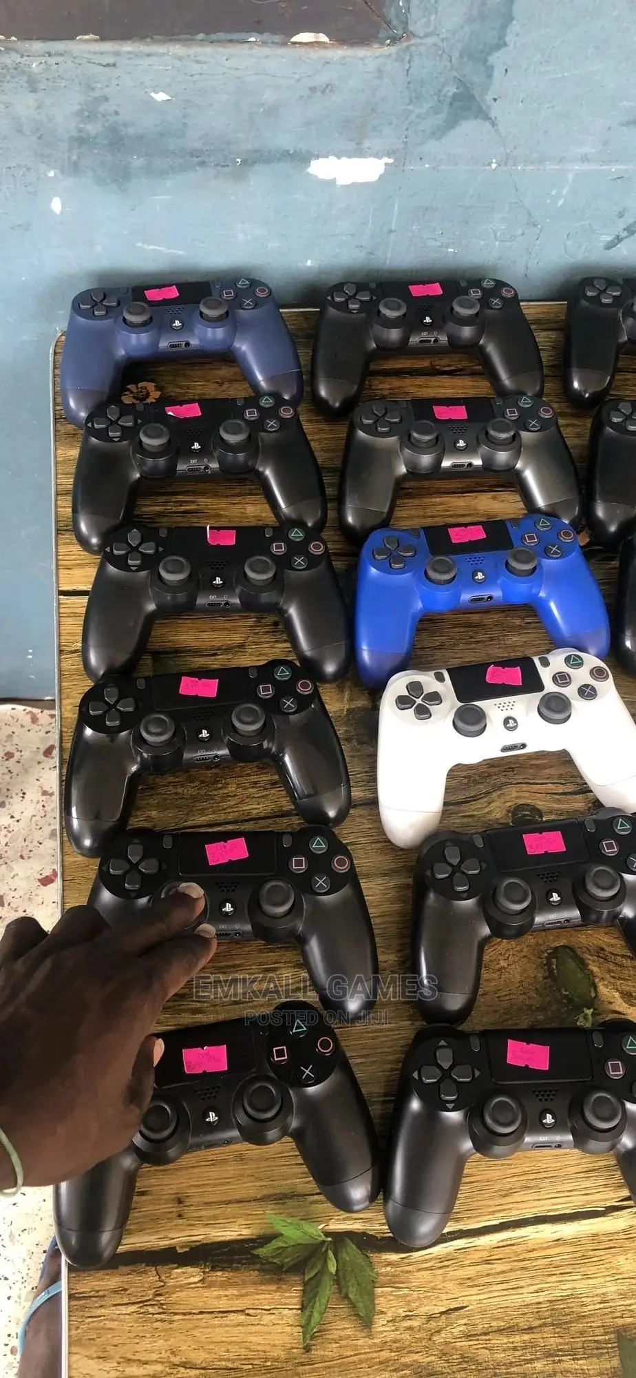 Playstation 4 Controllers Available in Stock