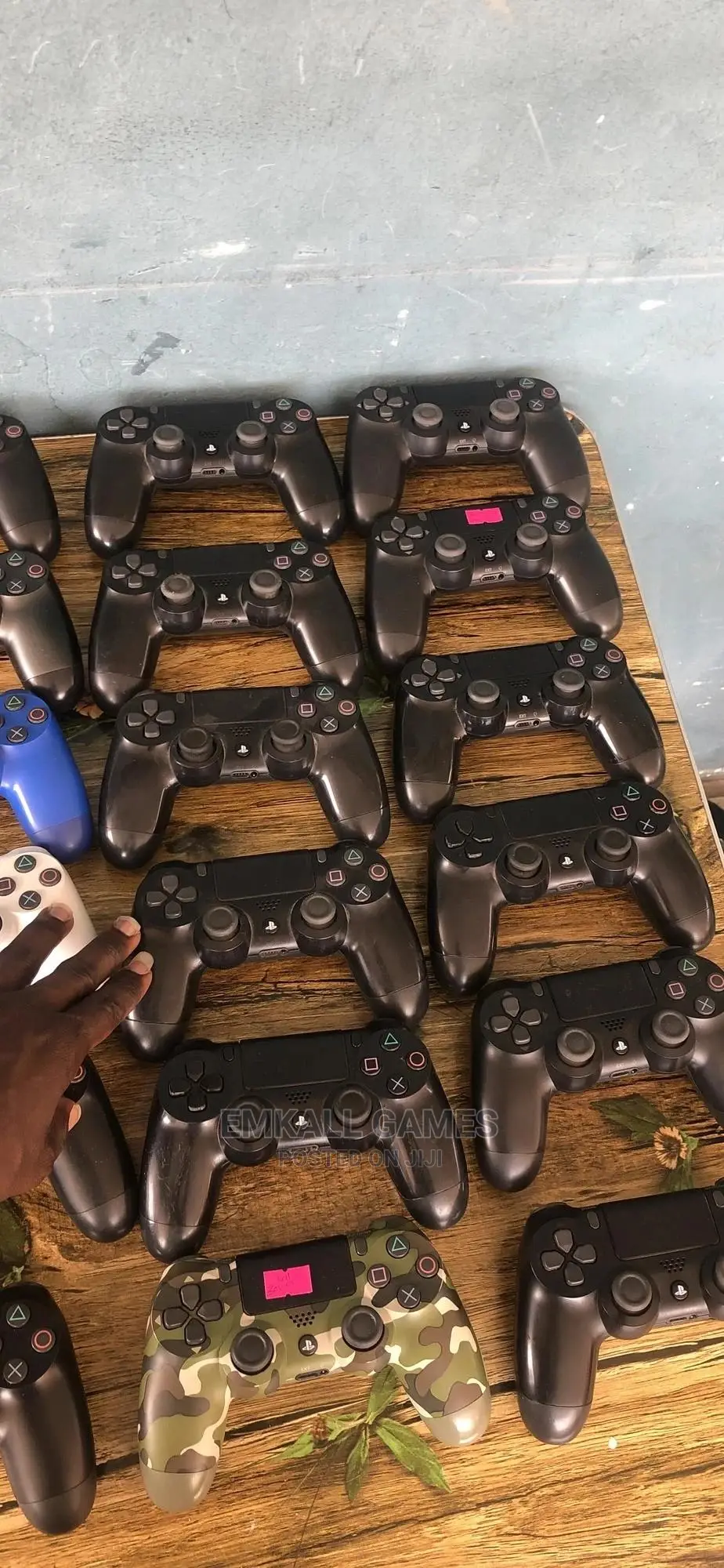 Playstation 4 Controllers Available in Stock