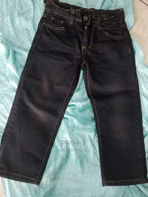 Kids Girls Neat Three Quater Jeans
