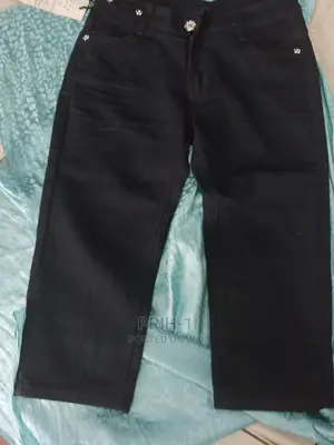 Kids Girls Neat Three Quater Jeans