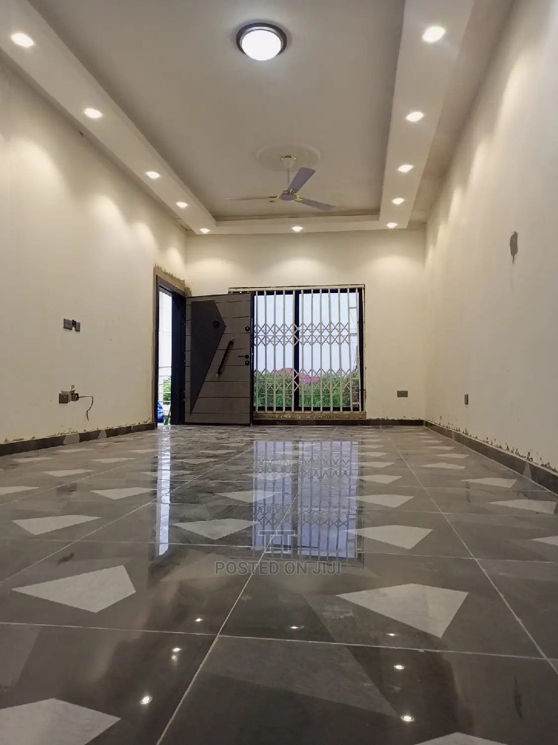2bdrm Apartment in Teshie Penny for rent