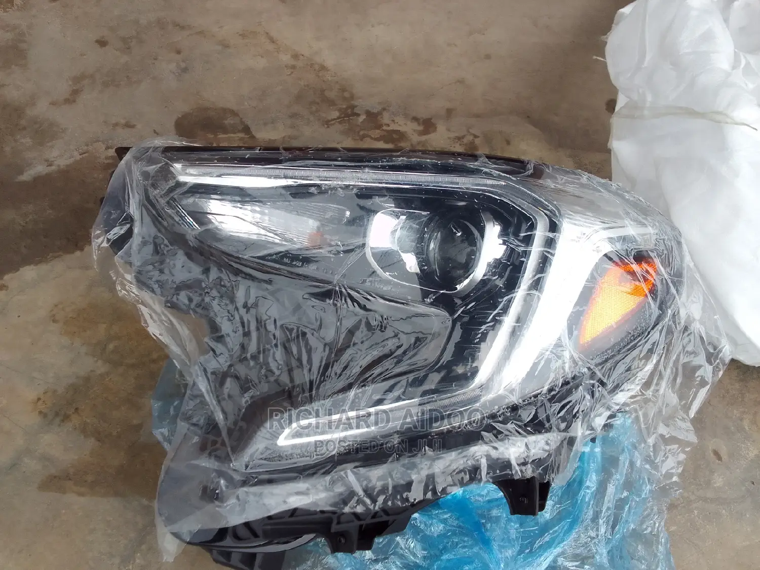 GMC Terain 2018 Headlight Available