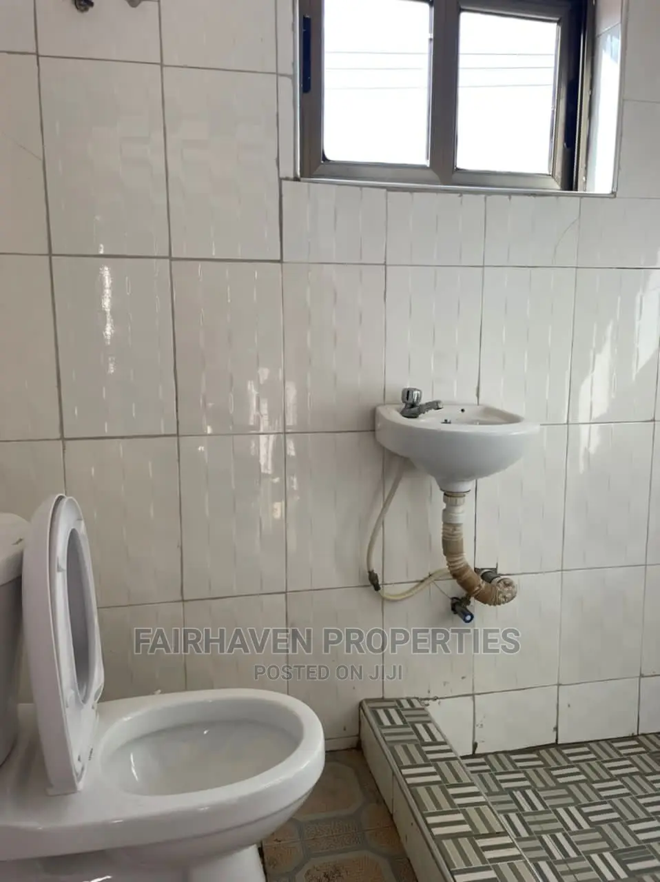 1bdrm Apartment in Tseaddo, Teshie for rent