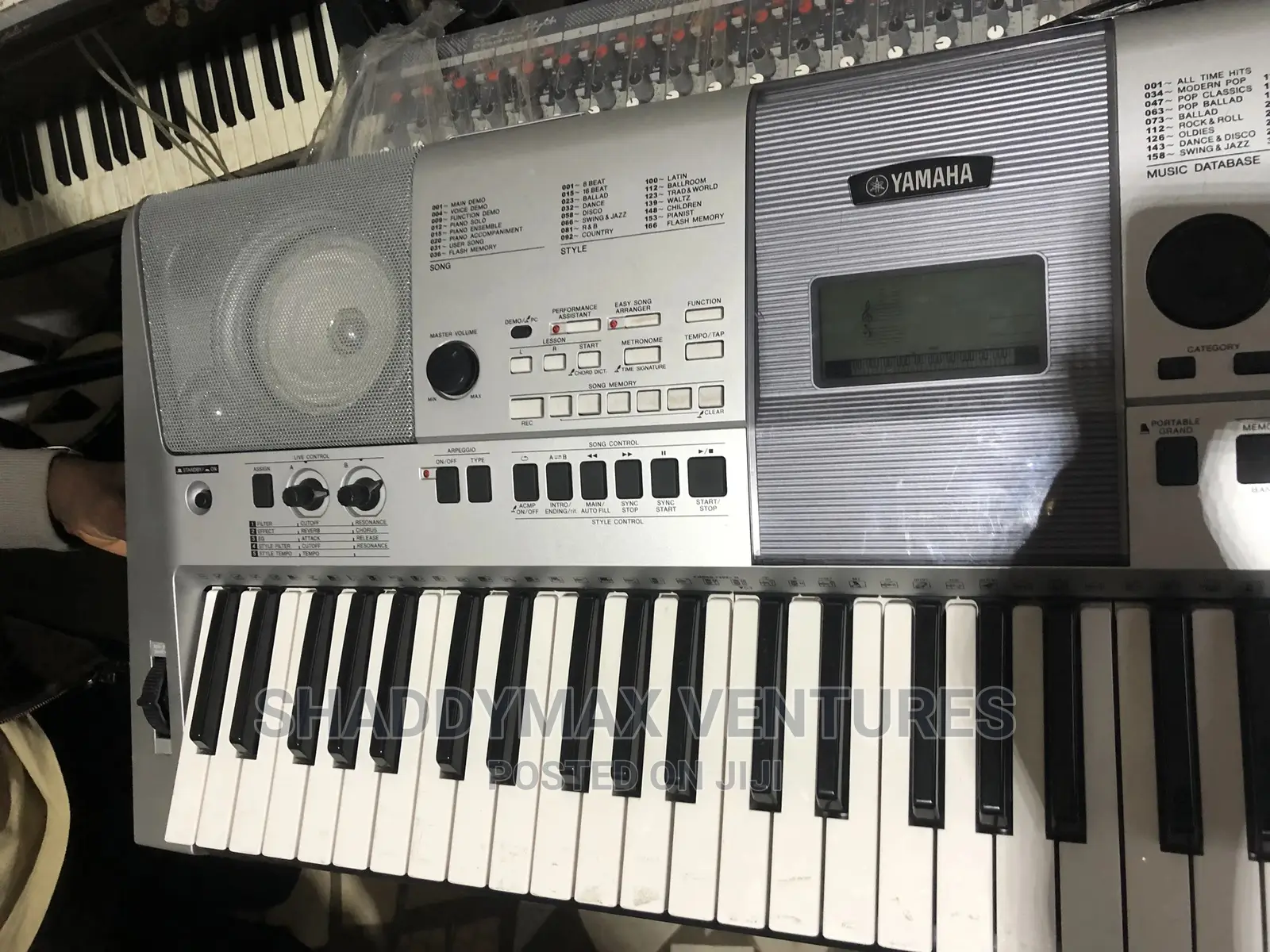 Yamaha PSR 413 Keyboard