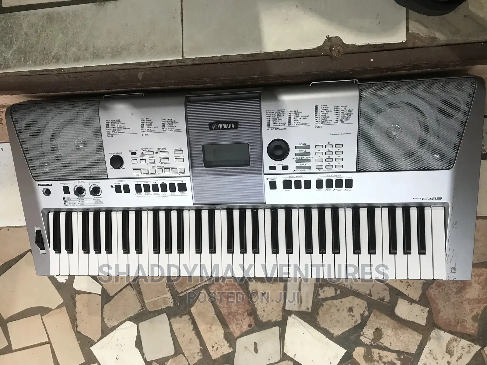 Yamaha PSR 413 Keyboard