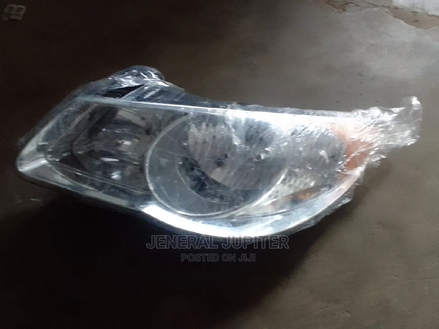 Hyundai Elantra 2008/10headlight Pair.