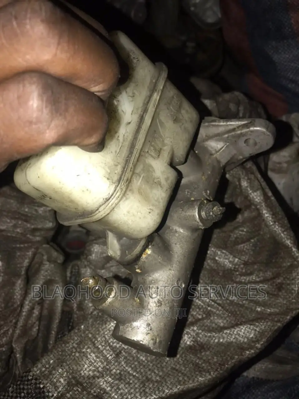 Home Used BRAKE PORT/MASTER CYLINDER Available for All Cars