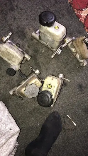 Quality BRAKE PORT/ MASTER CYLINDER Available for All Cars