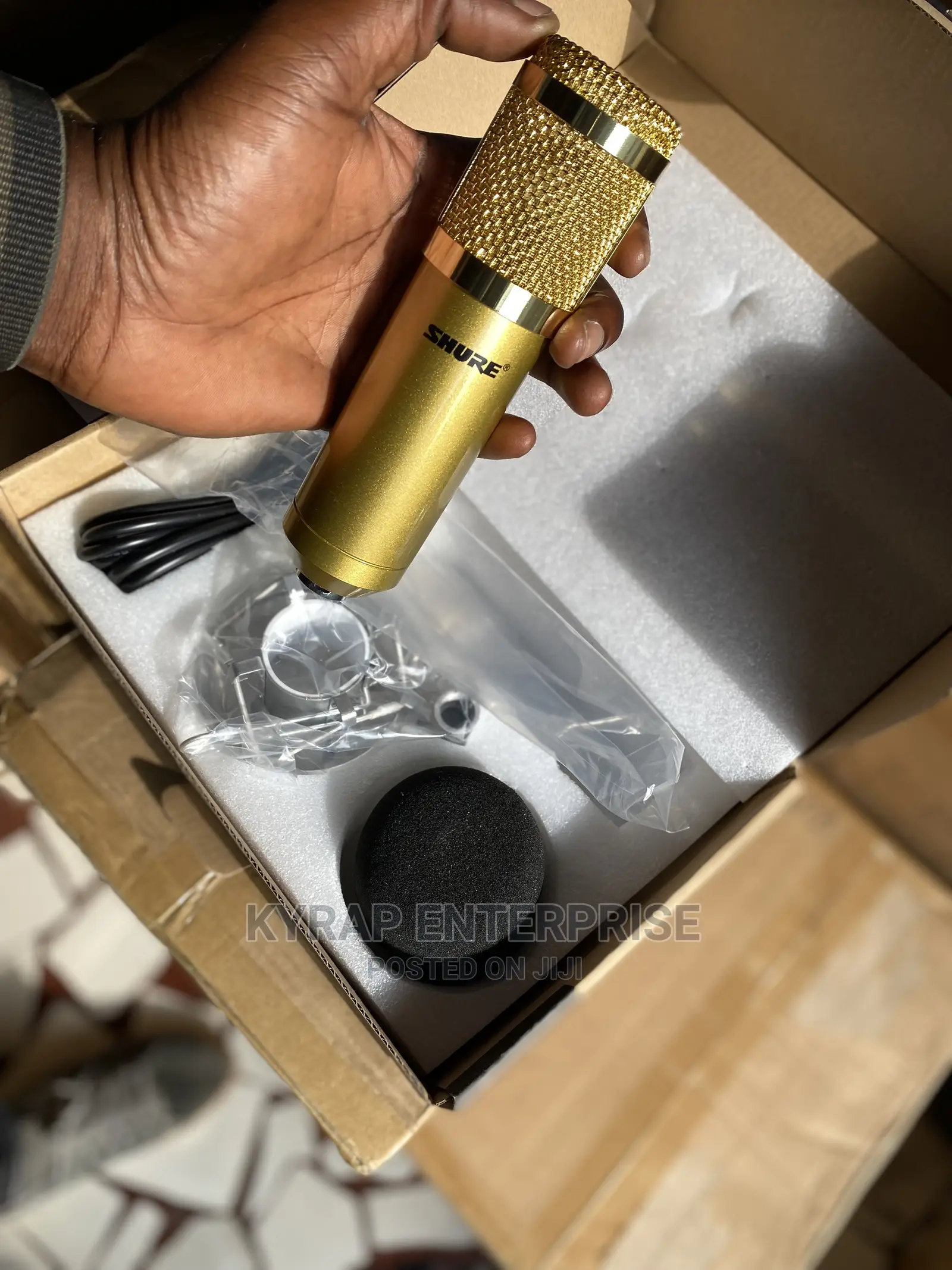 Shure Studio Microphone