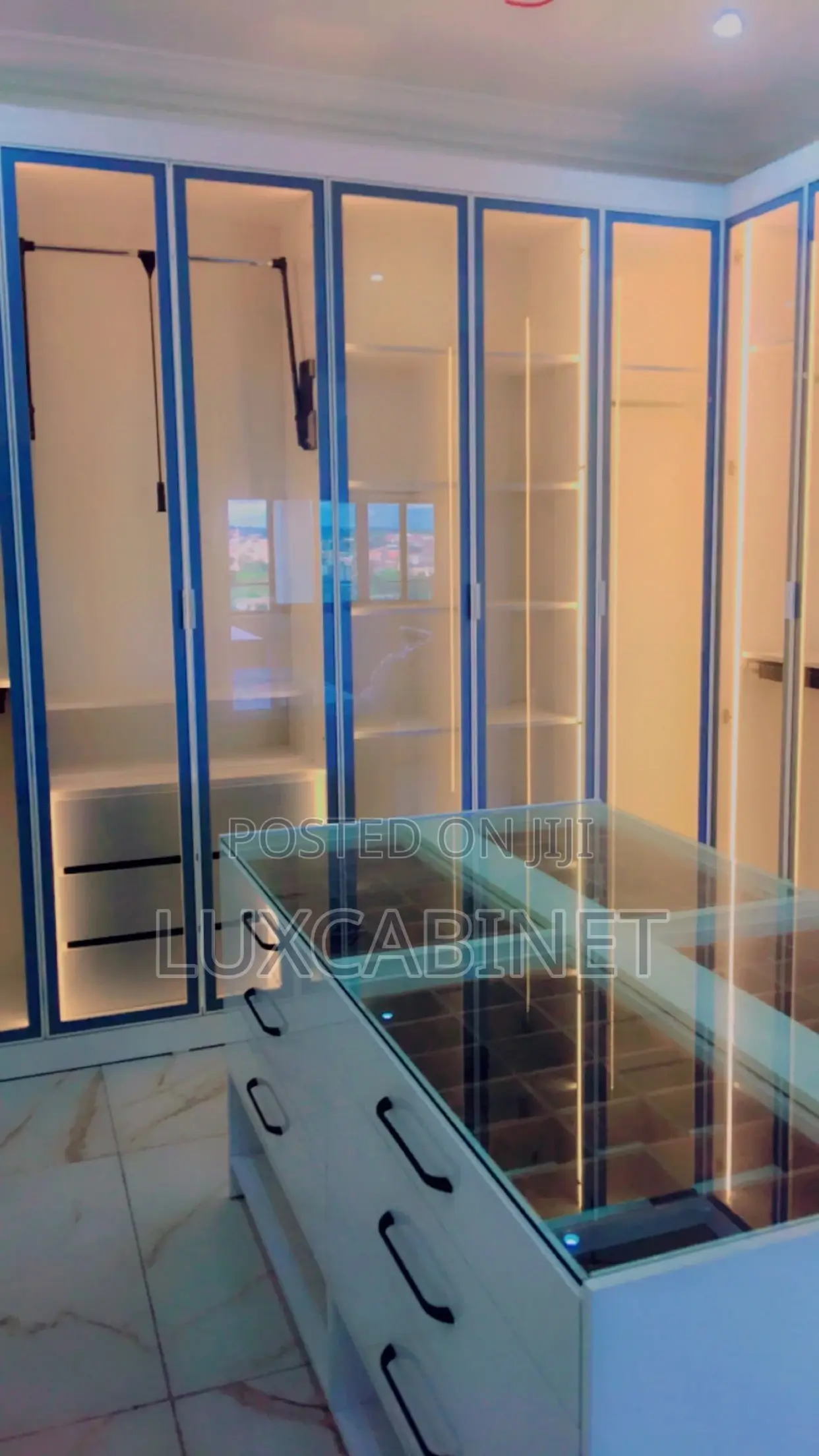 Highest Quality Walk-In Closet’S With Light