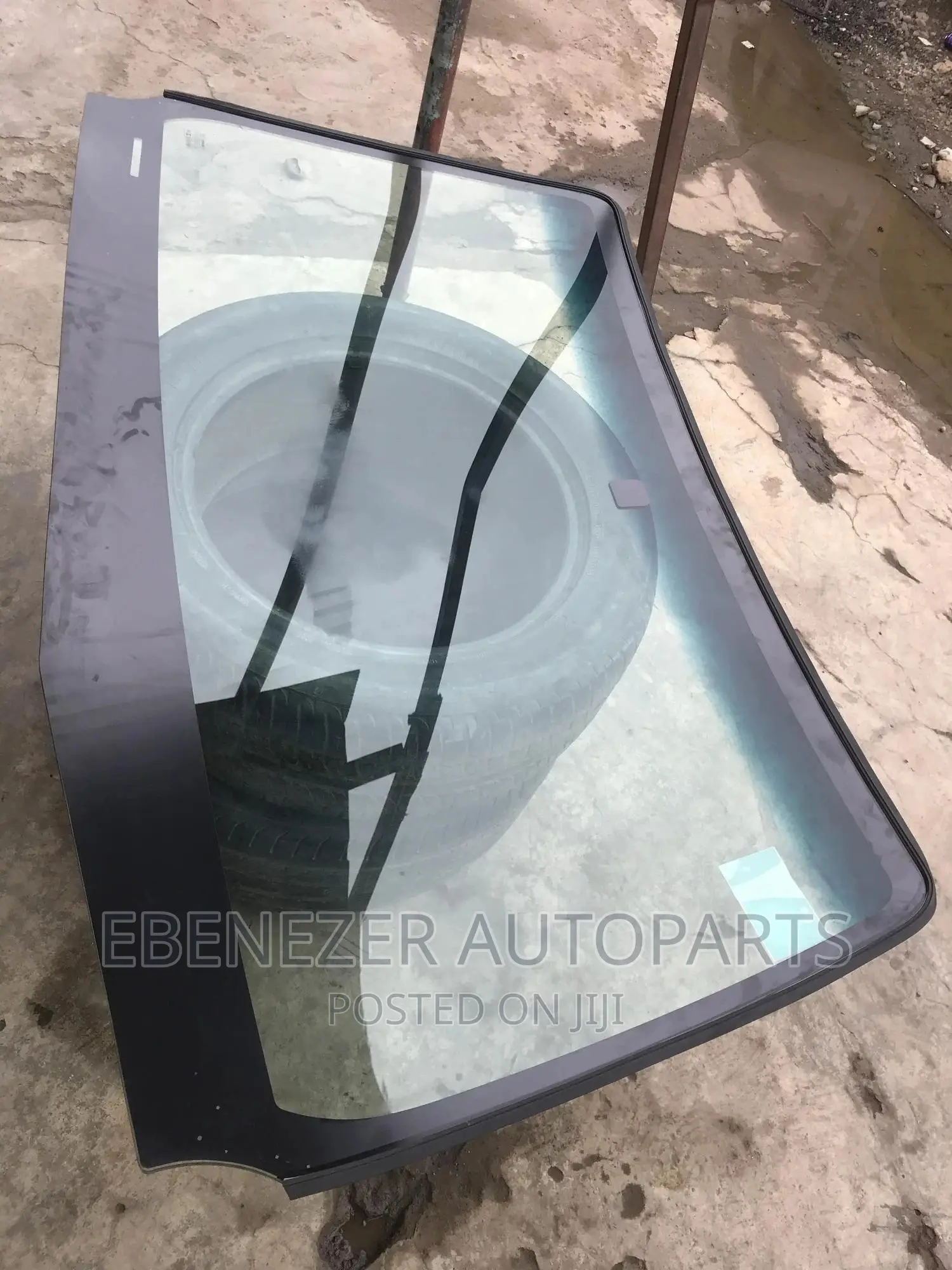 Toyota Hilux 2018,2019,2020 Windscreen