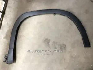 Toyota Highlander 2014 to 2018 Fender Moulding Available