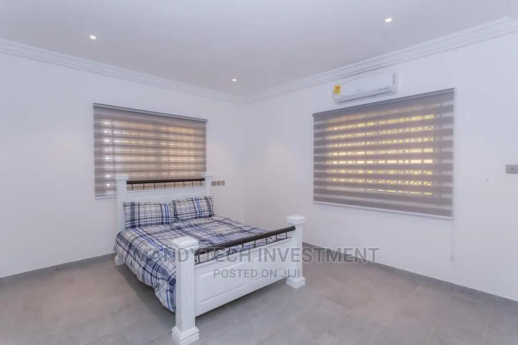 Furnished 5bdrm Mansion in Pokuase for Sale