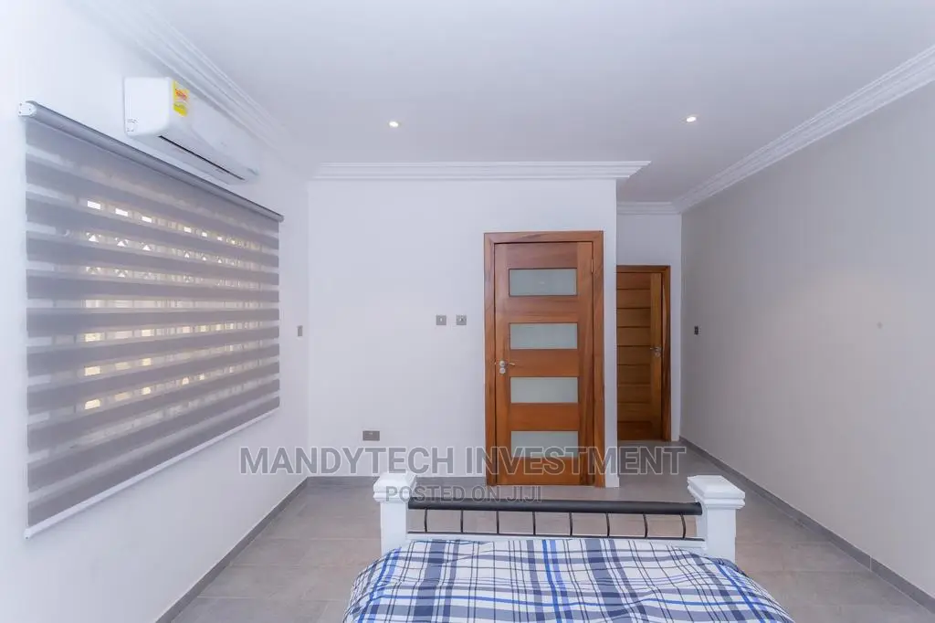 Furnished 5bdrm Mansion in Pokuase for Sale