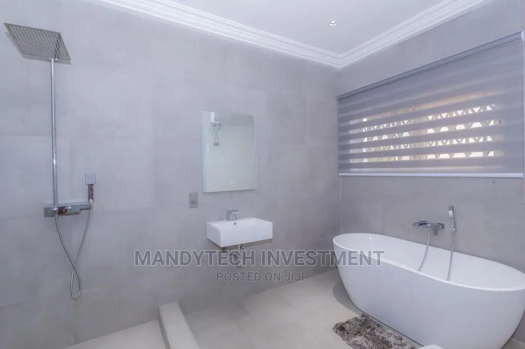 Furnished 5bdrm Mansion in Pokuase for Sale