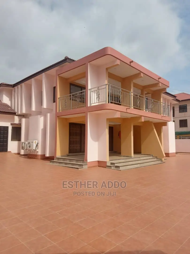 6bdrm Mansion in East Legon for rent