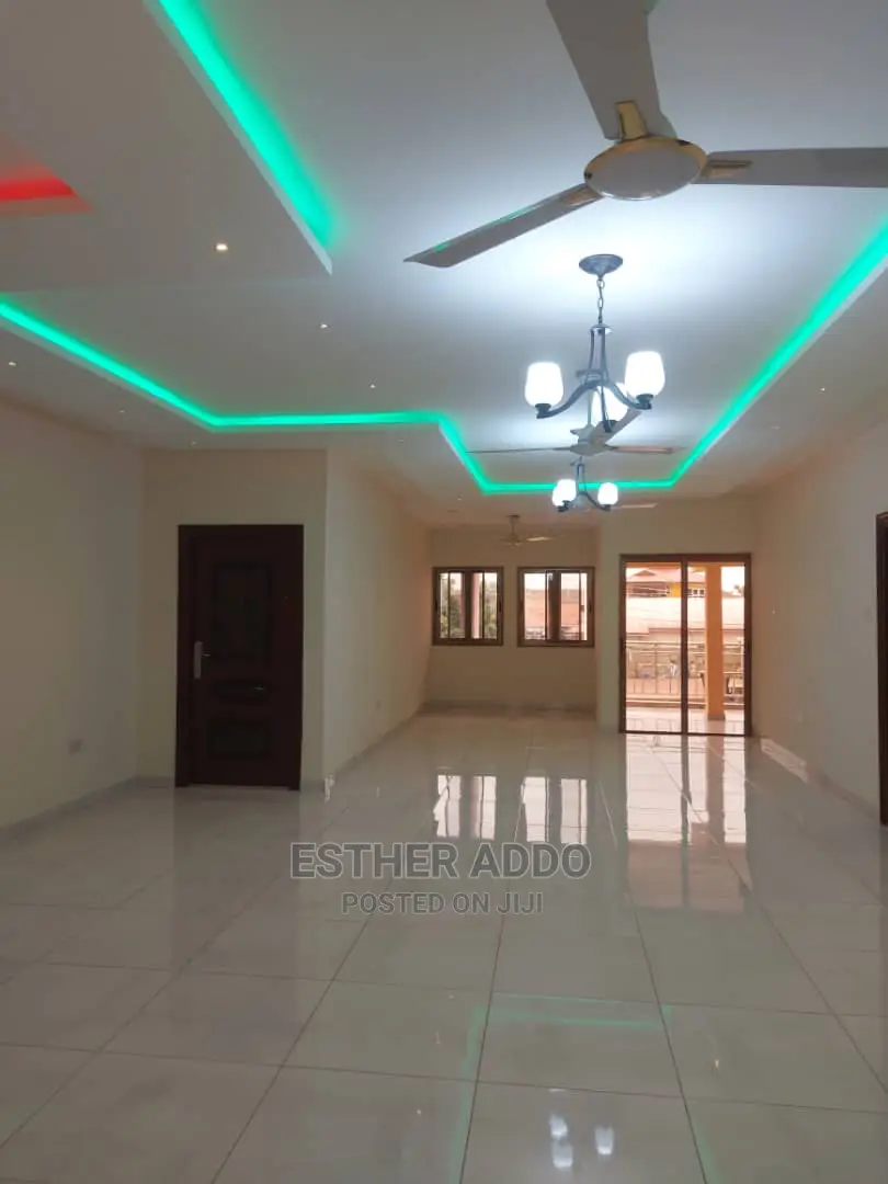 6bdrm Mansion in East Legon for rent