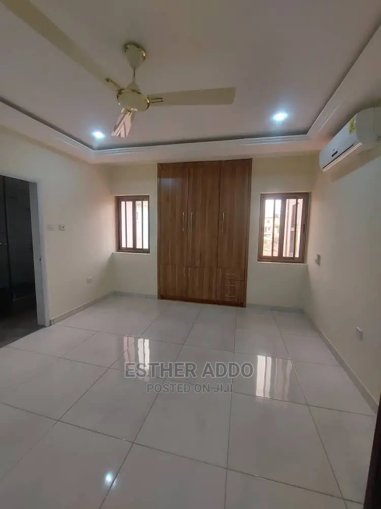 6bdrm Mansion in East Legon for rent