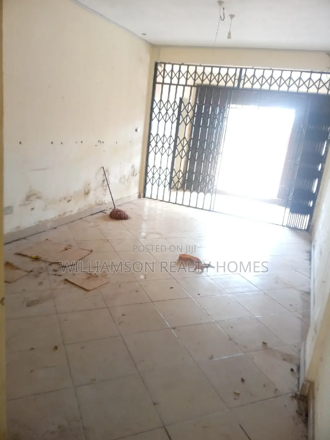 Business Spacious Shop/Store/Office Space For Rent