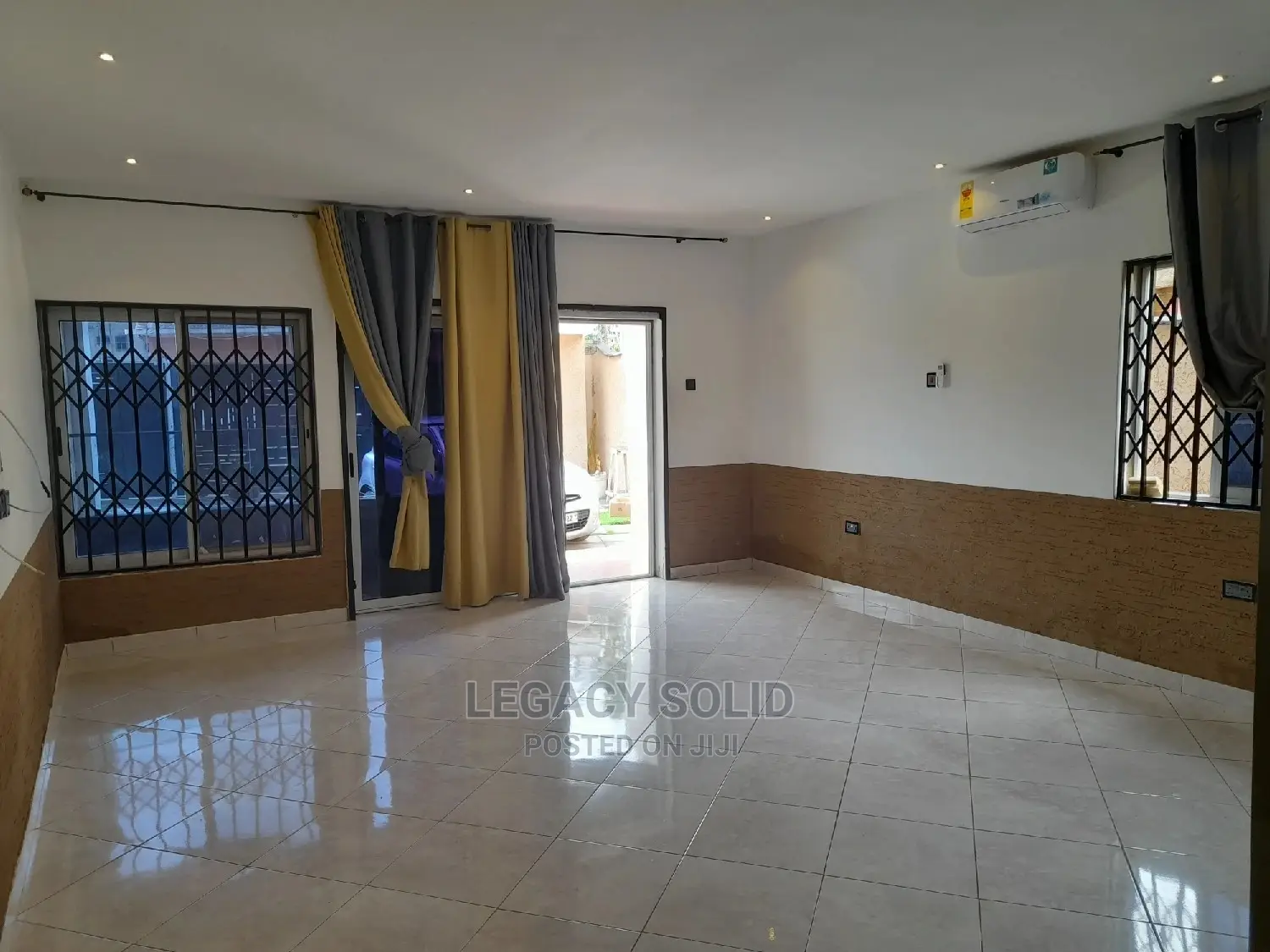 Furnished 2bdrm Apartment in Legacy Solid Real, Ledzokuku-Krowor