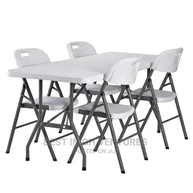 Visitors White Foldable Chairs
