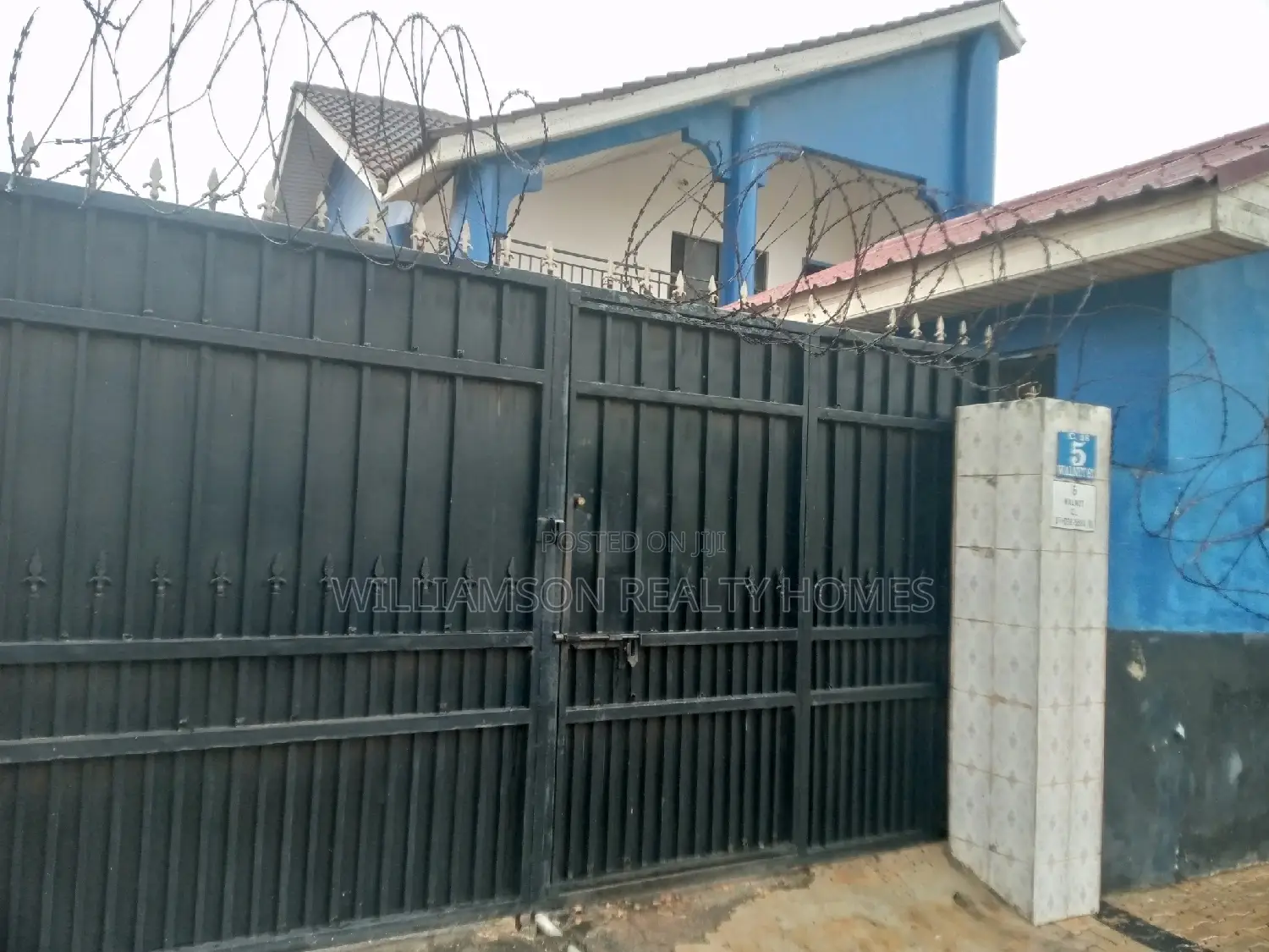1bdrm Apartment in Community 18, Spintex for rent
