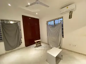 4bdrm House in E a Properties, Lake Side Estate for Rent