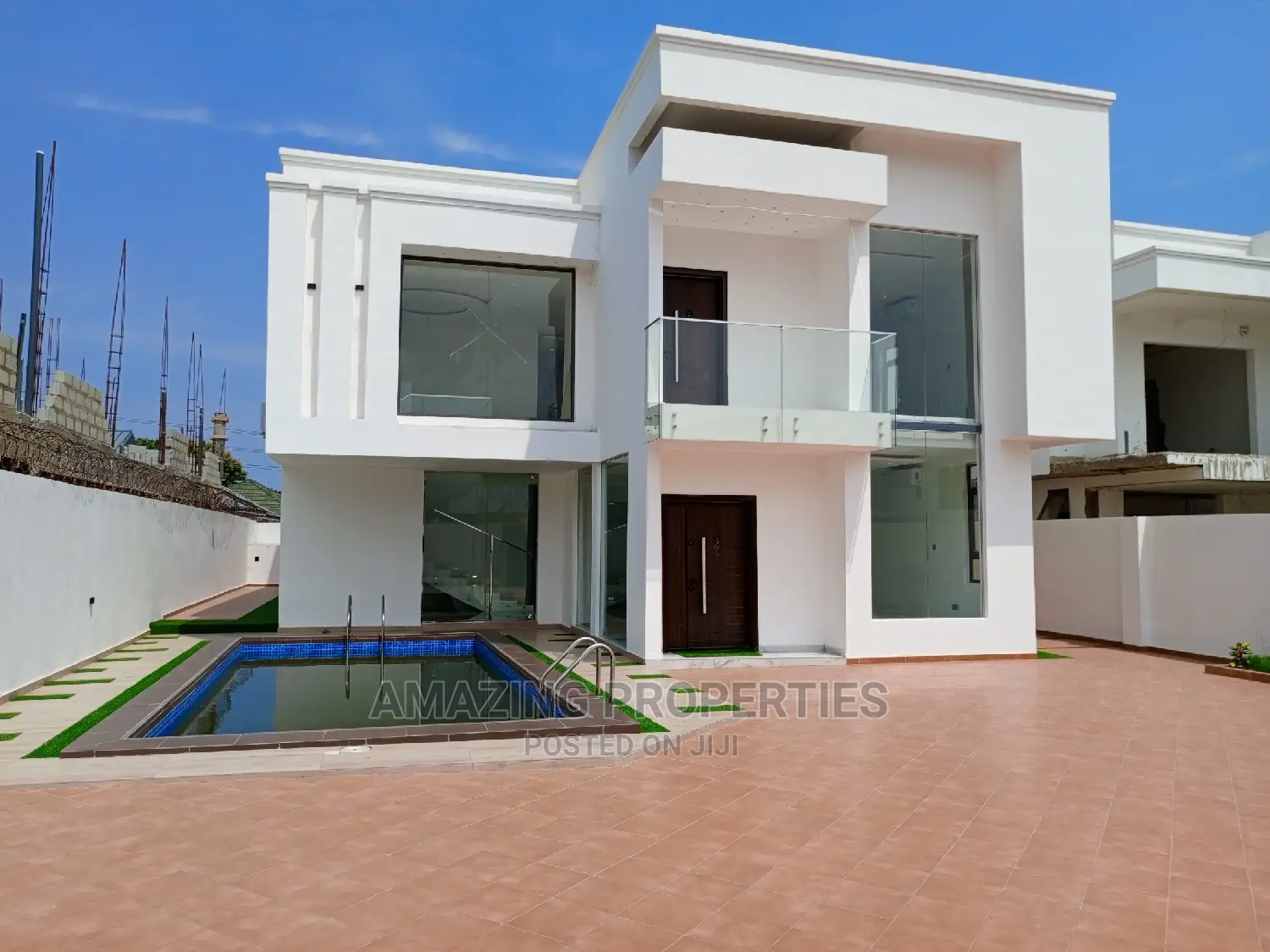 4bdrm House in East Legon, Spintex for Sale