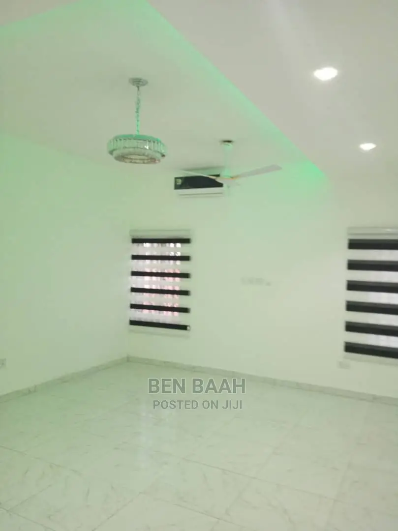 4bdrm Duplex in Ben Properties, Dome for rent