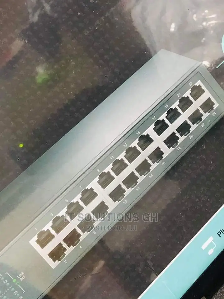 Tp-Link 24port 10/100 Switch