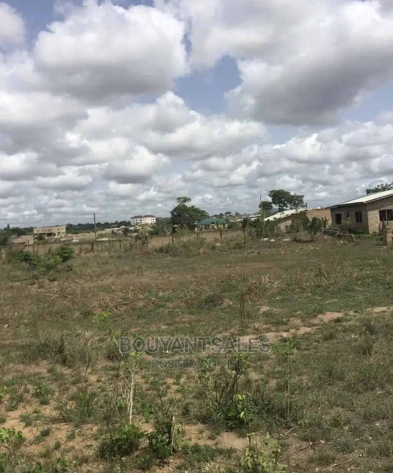 4 Plots of Land for Sale