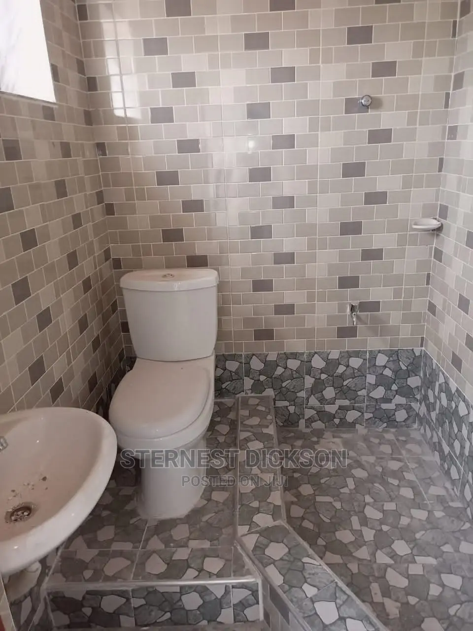 1bdrm Apartment in St.Ernest Dickson'S, Accra Metropolitan for rent